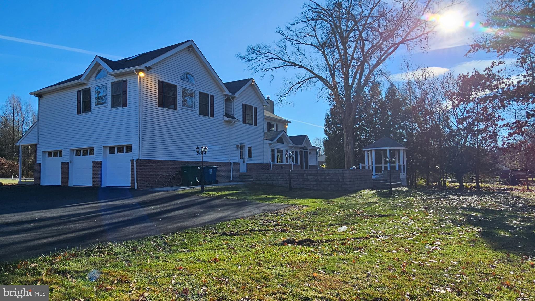 Real estate listing preview #12