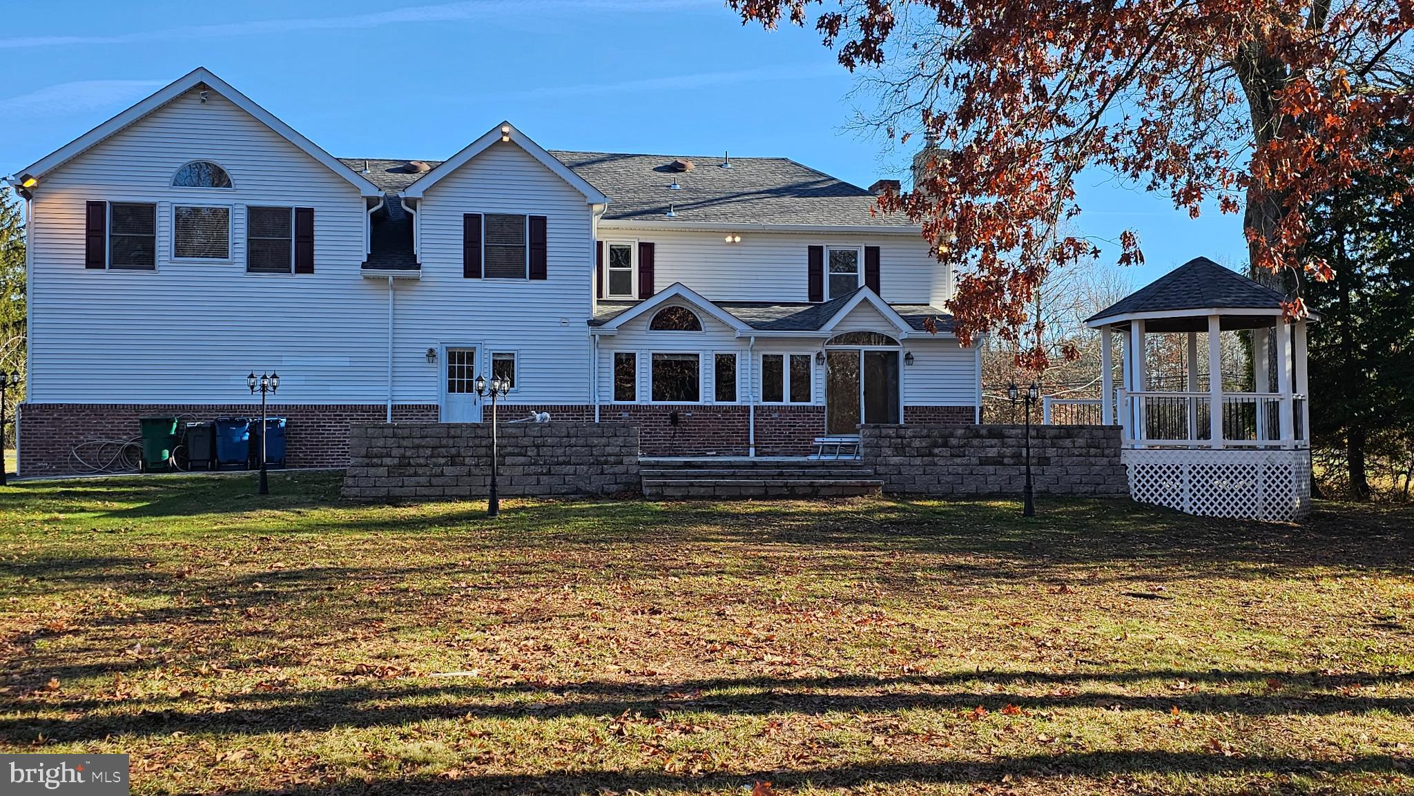 Real estate listing preview #10