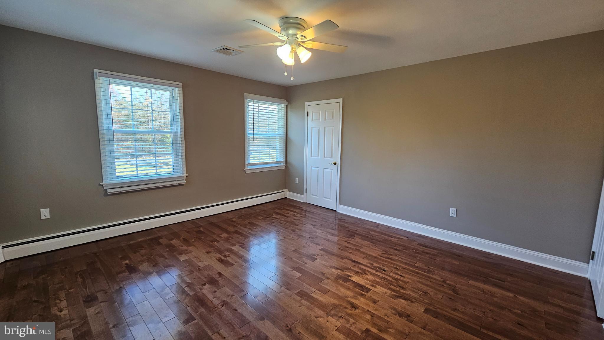 Real estate listing preview #32