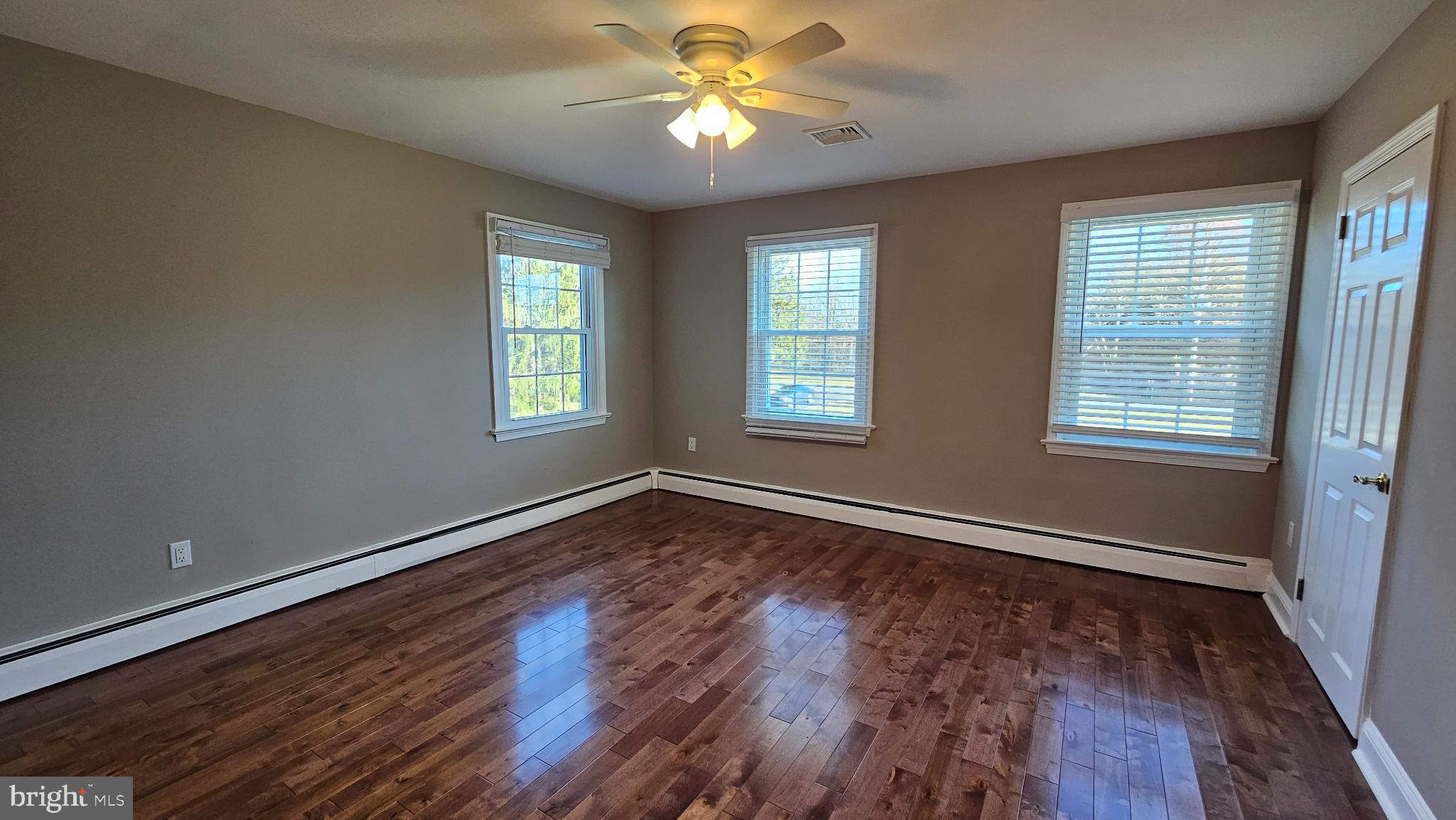 Real estate listing preview #31