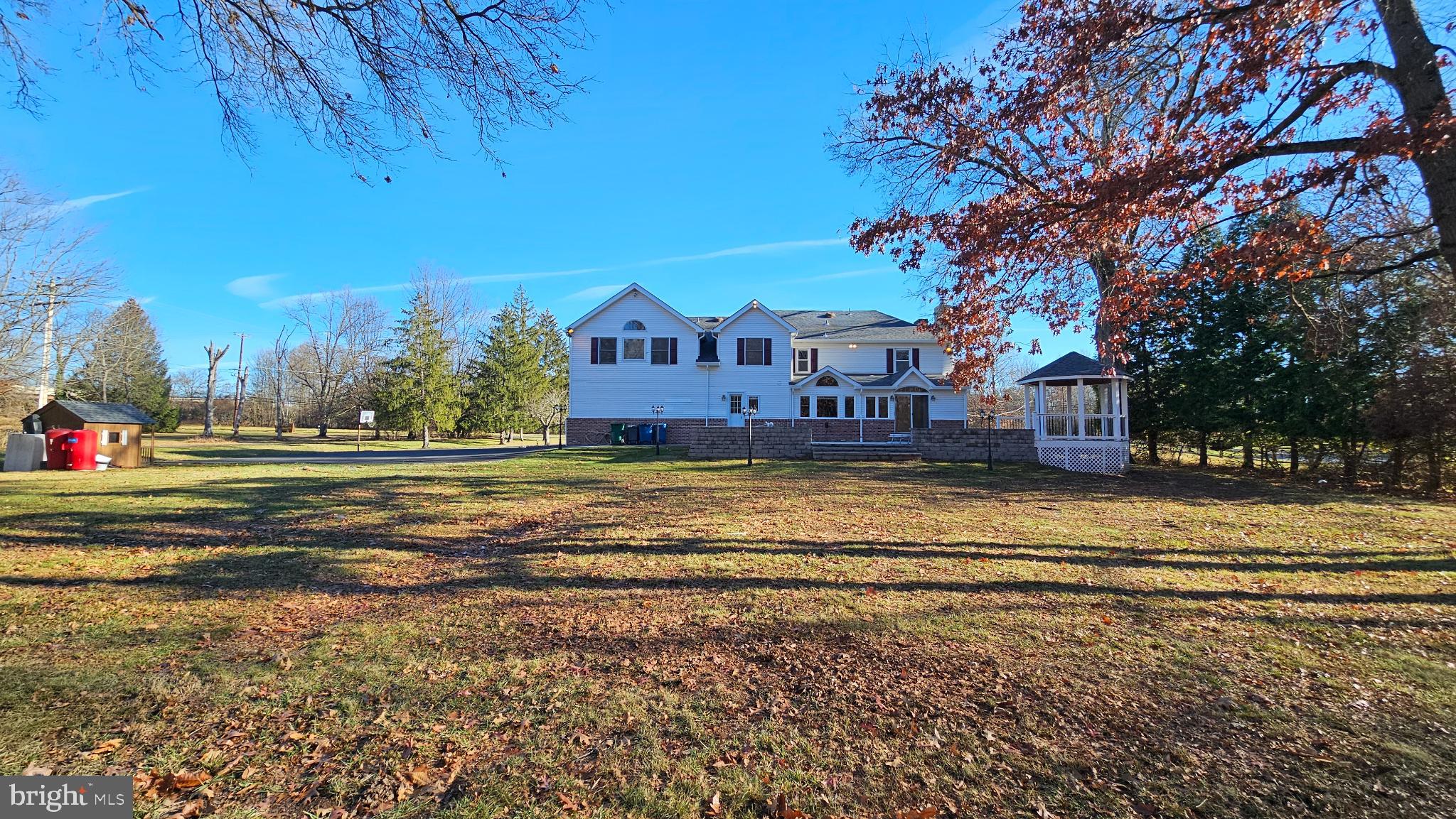 Real estate listing preview #9