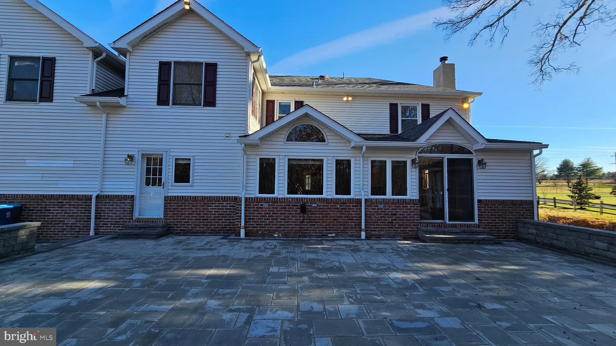 Real estate listing preview #18