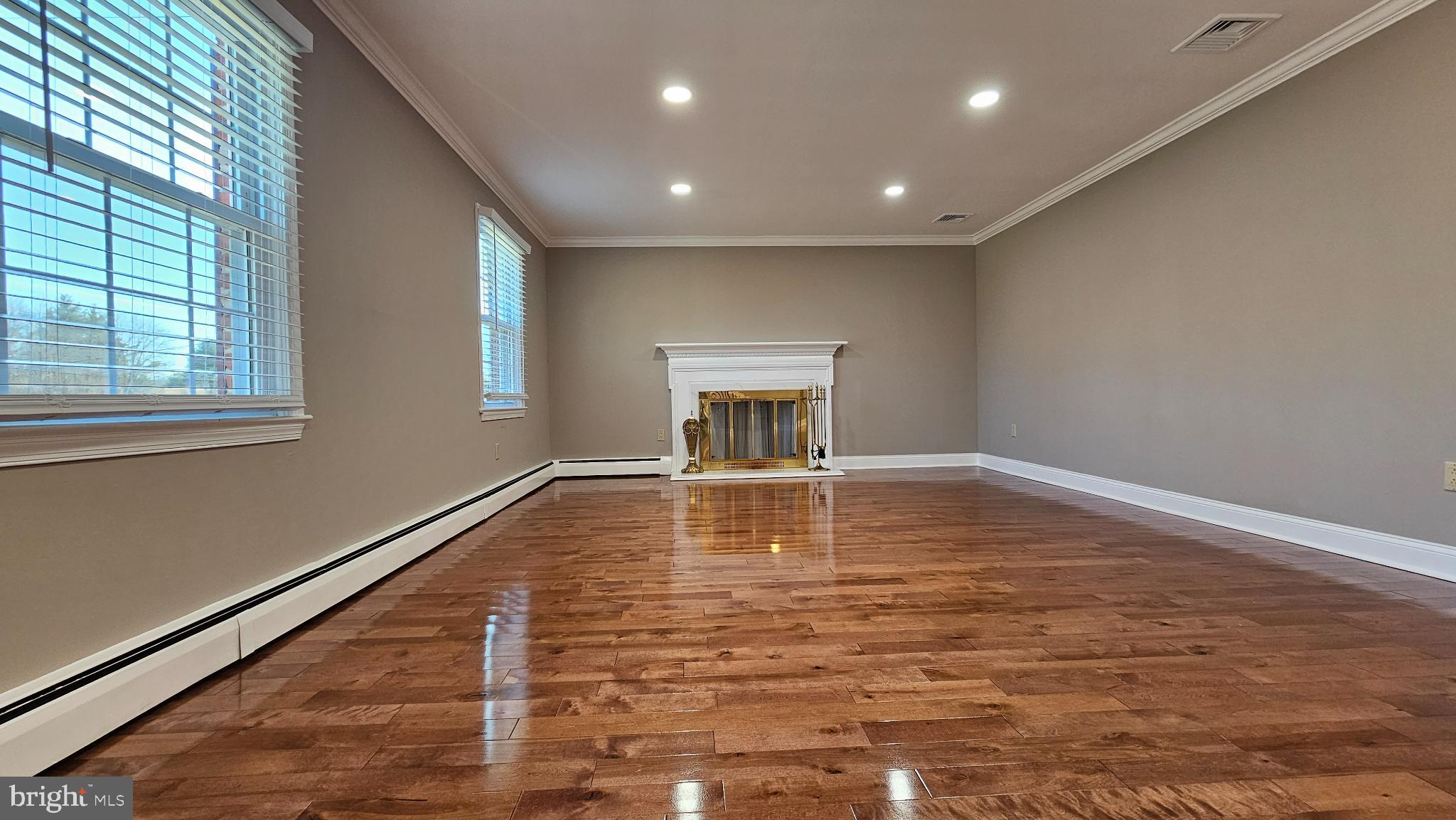 Real estate listing preview #26