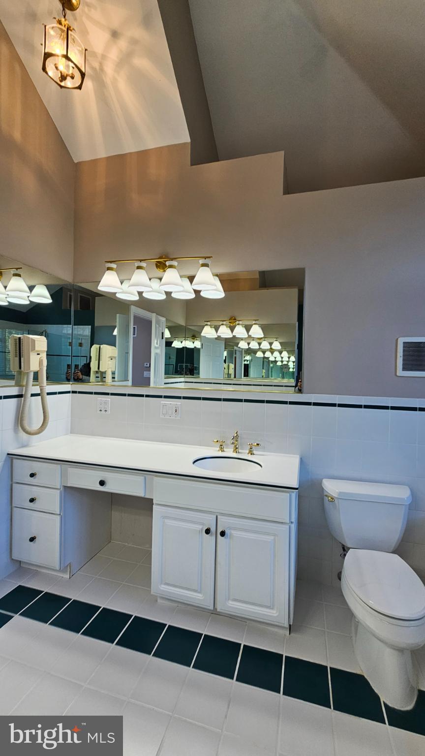 Real estate listing preview #42