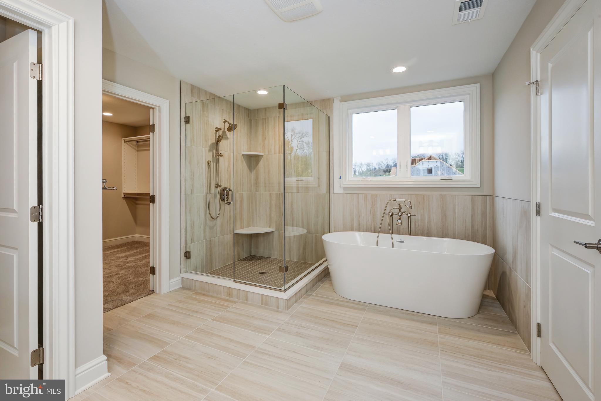 Real estate listing preview #9