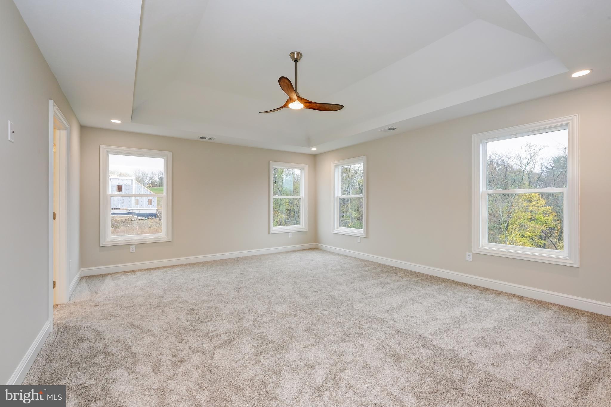 Real estate listing preview #8