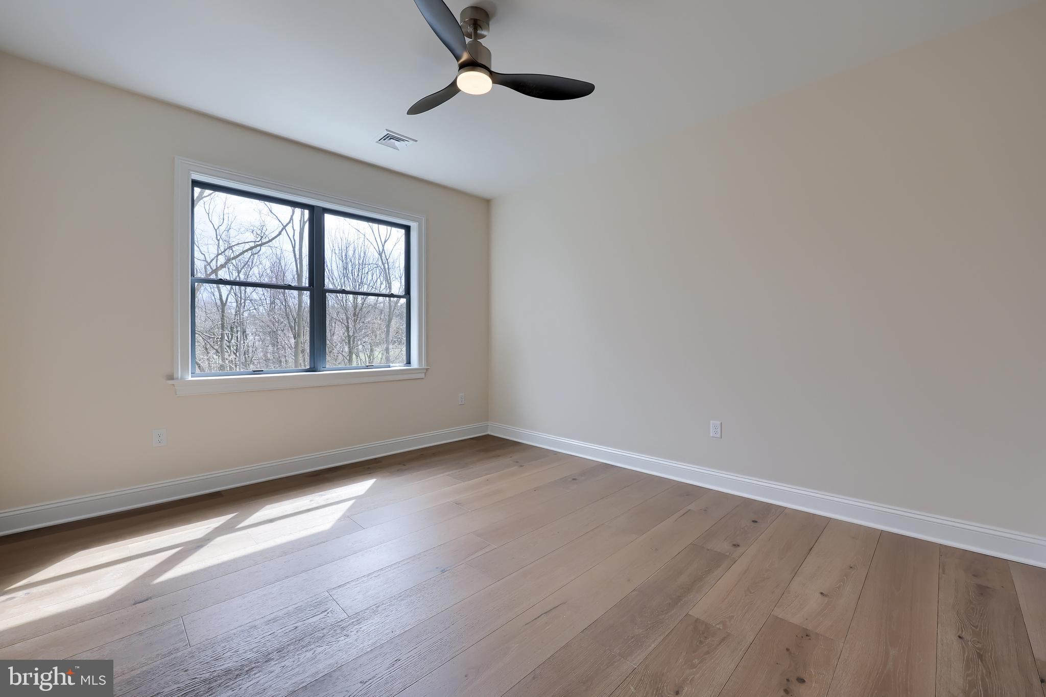 Real estate listing preview #44