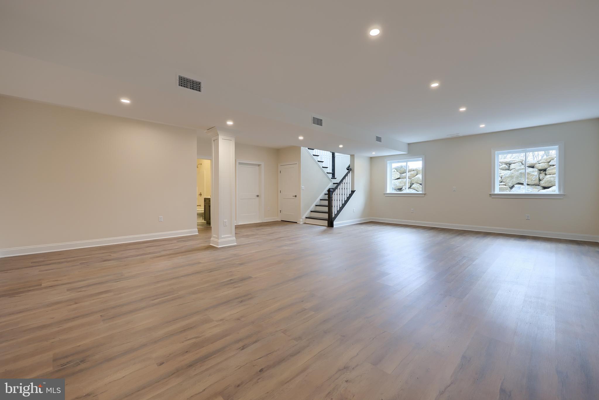 Real estate listing preview #61