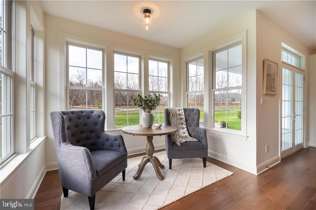 Real estate listing preview #6