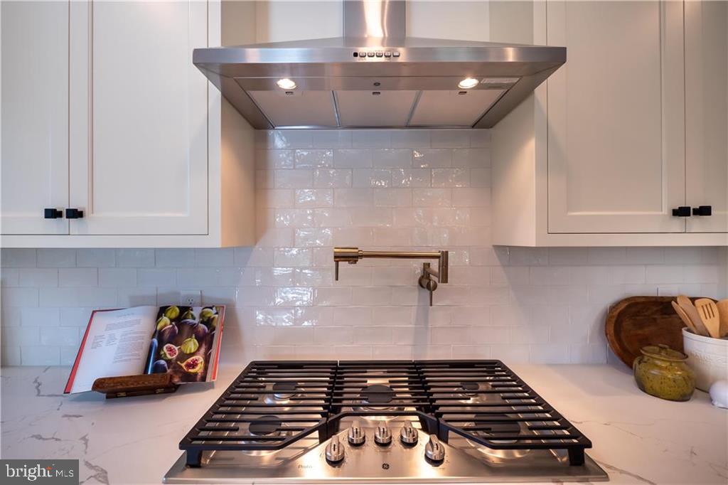 Real estate listing preview #19