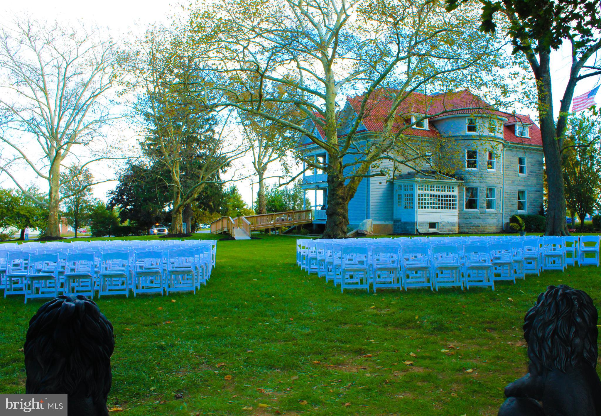 Real estate listing preview #12