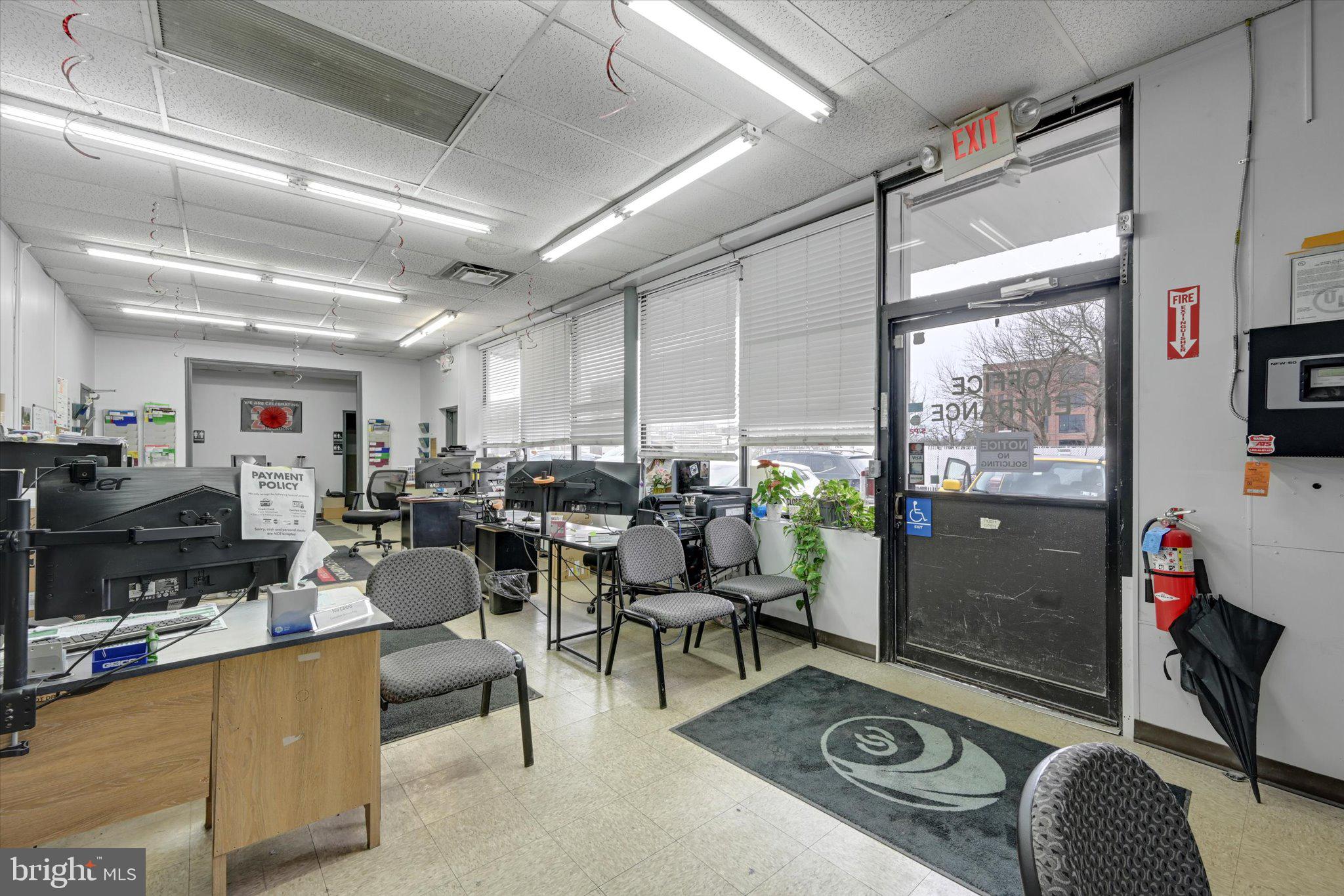 Real estate listing preview #4