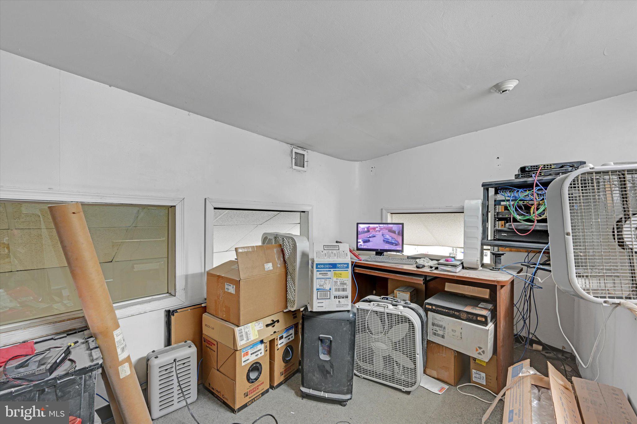 Real estate listing preview #8