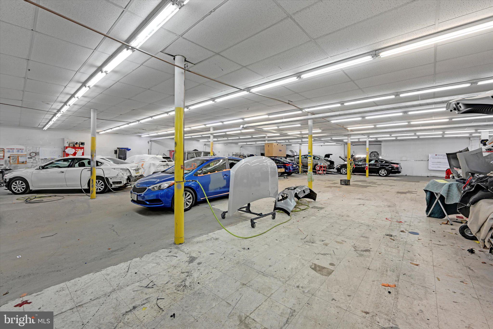 Real estate listing preview #12