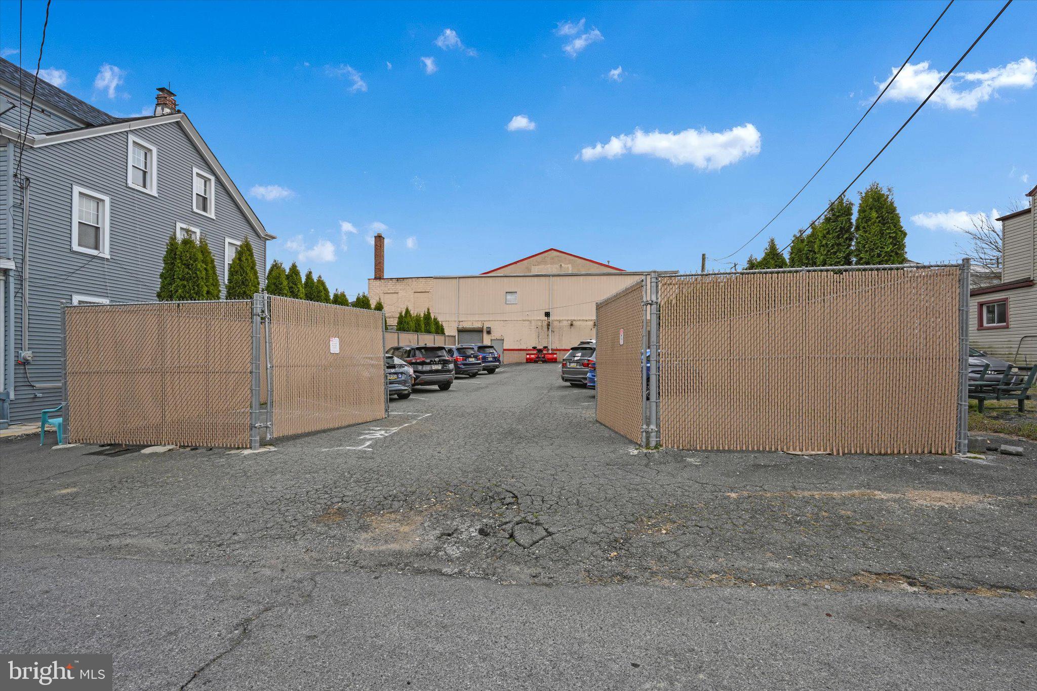 Real estate listing preview #19