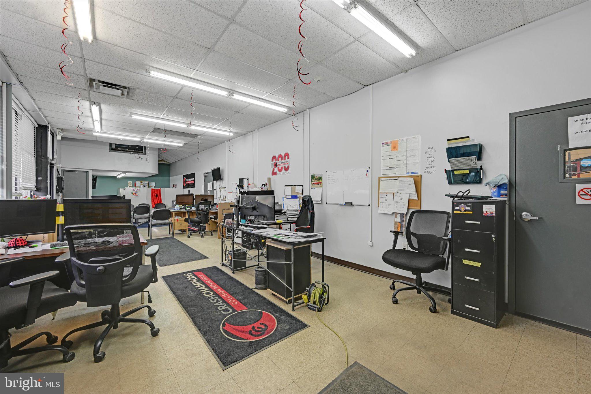 Real estate listing preview #5