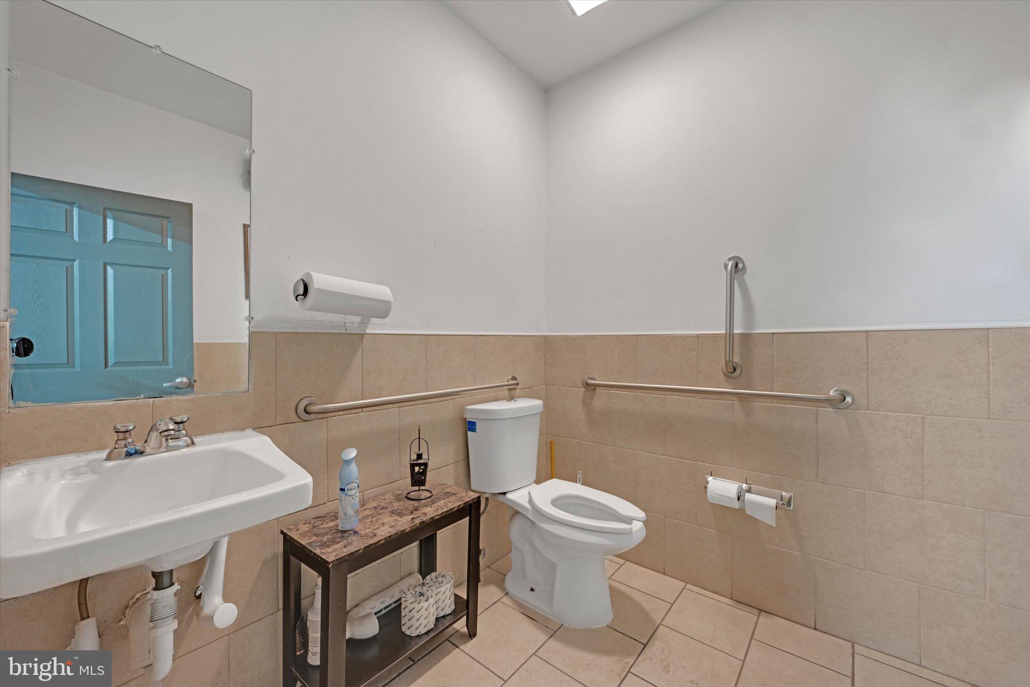 Real estate listing preview #6