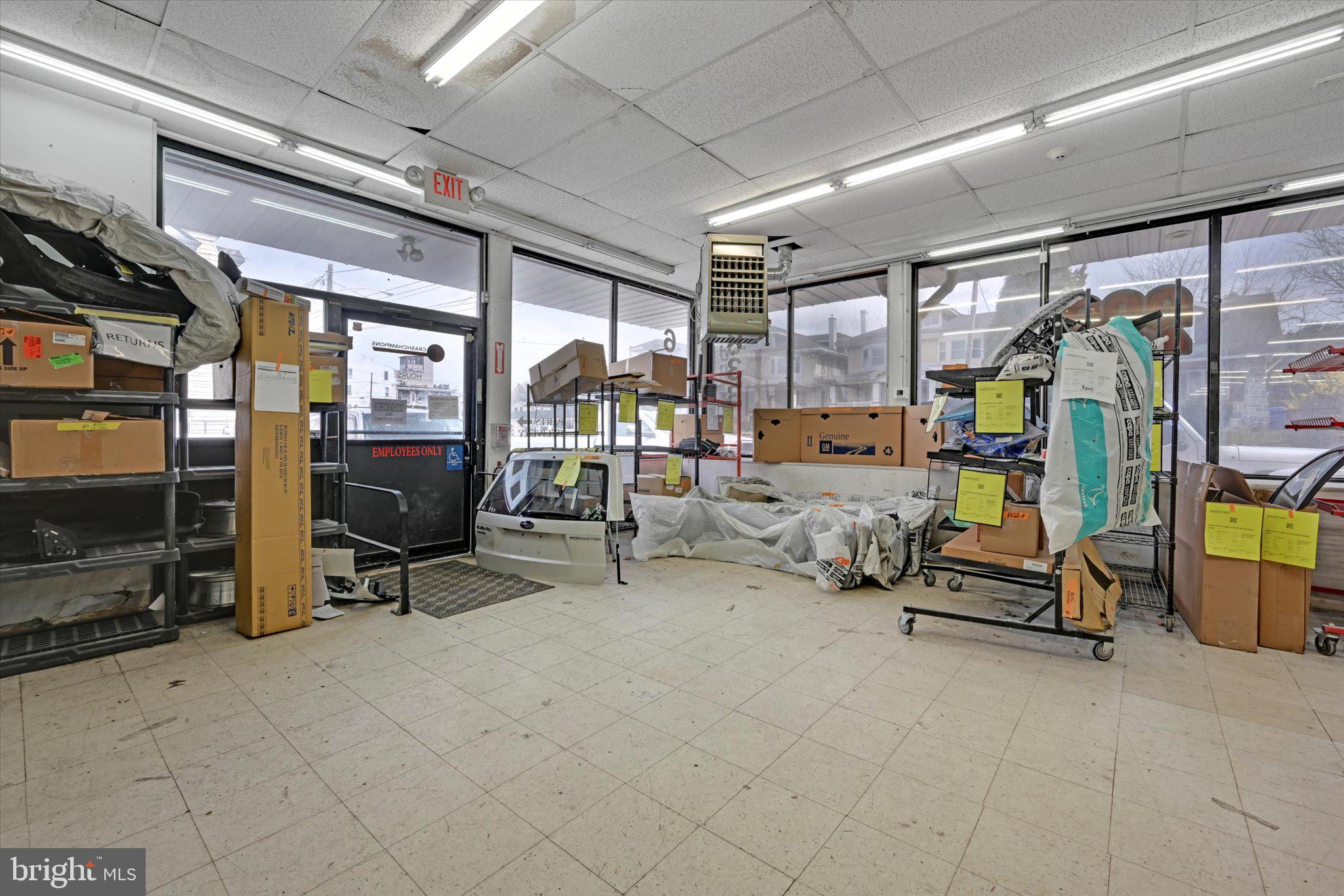 Real estate listing preview #10