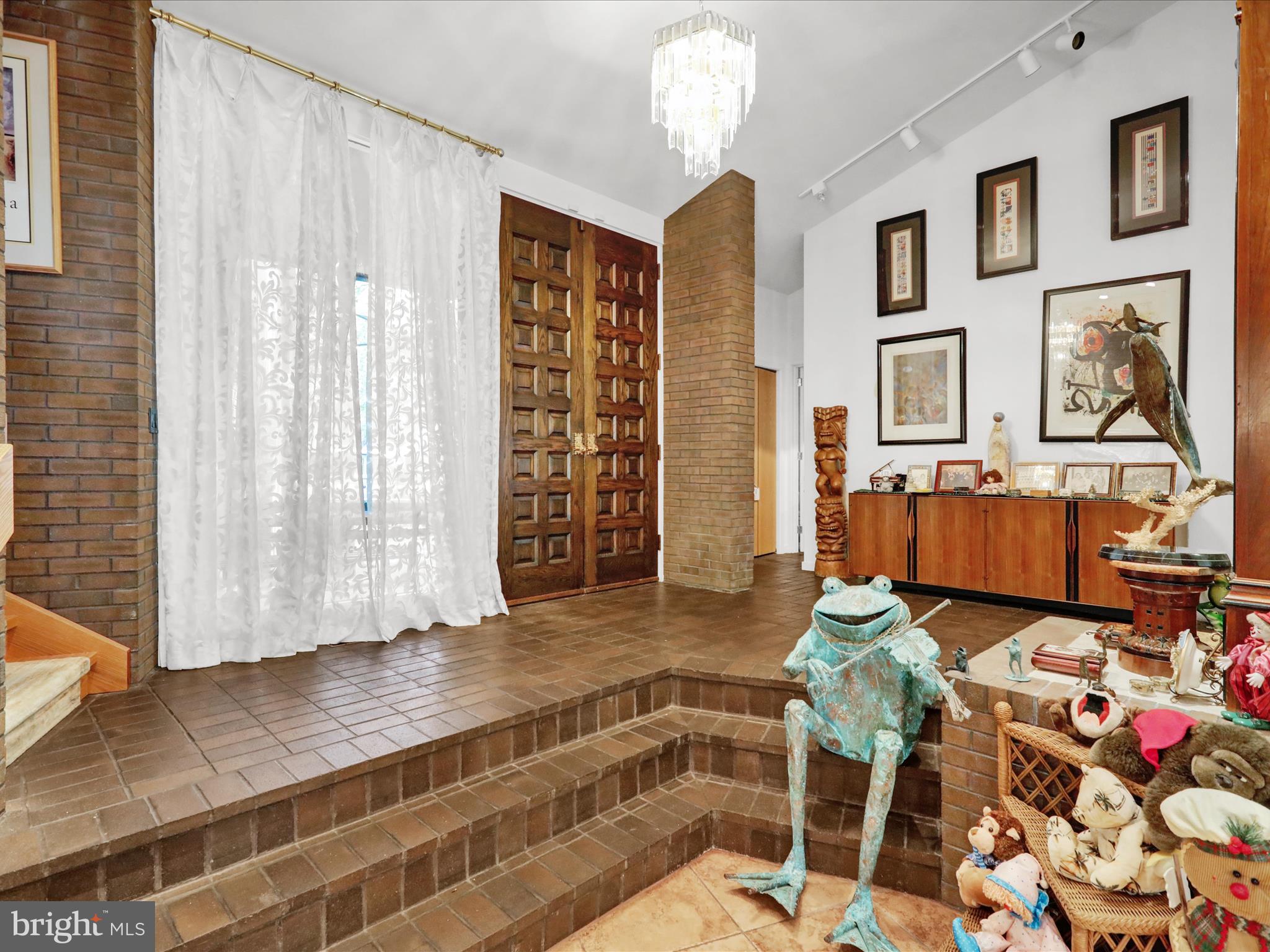 Real estate listing preview #7