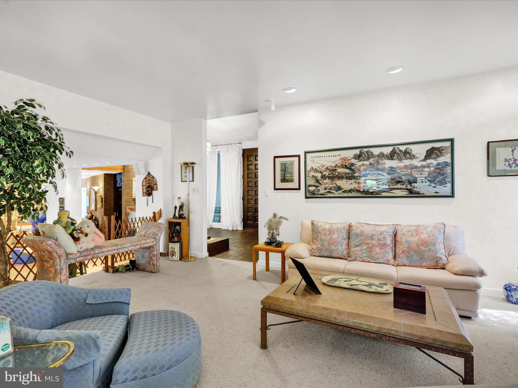 Real estate listing preview #17