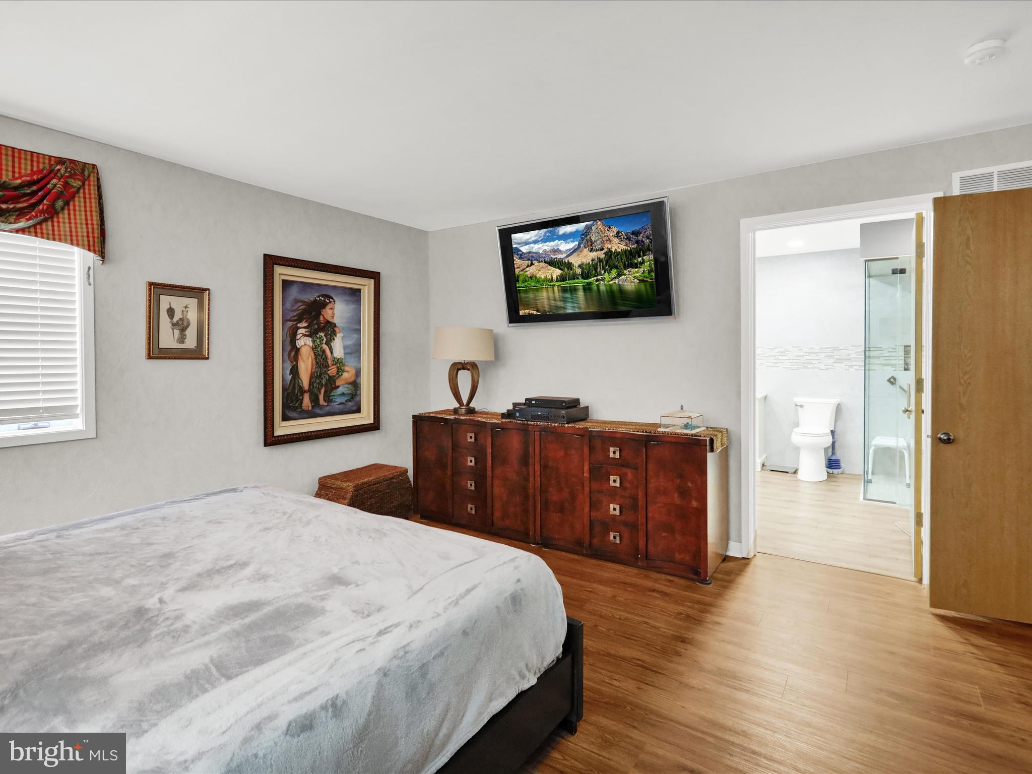 Real estate listing preview #38