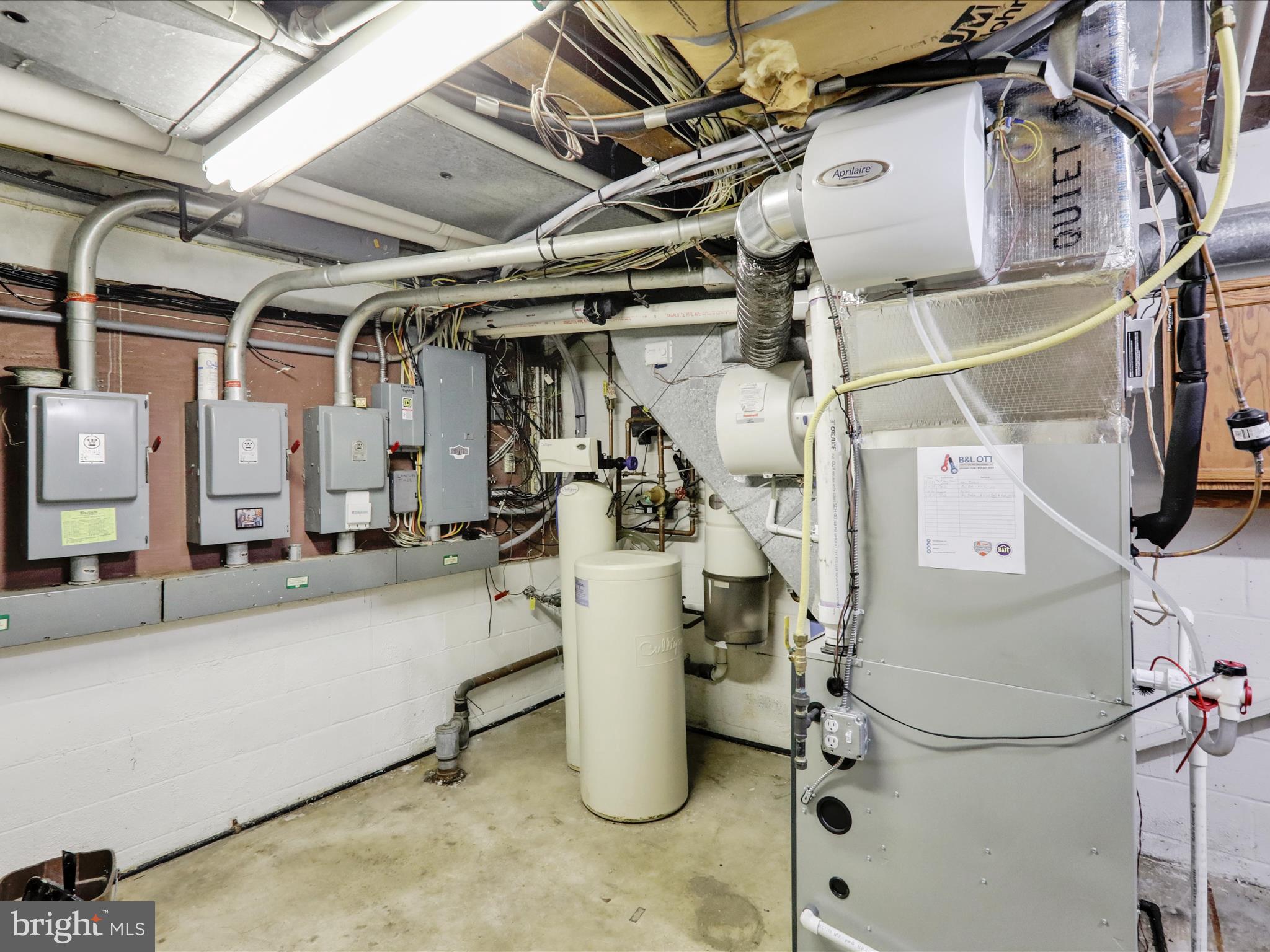 Real estate listing preview #58