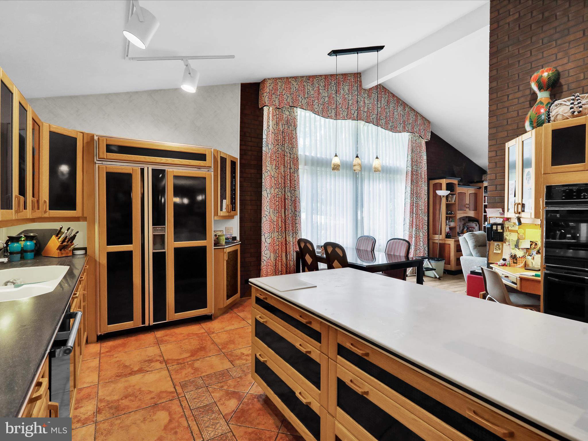 Real estate listing preview #25