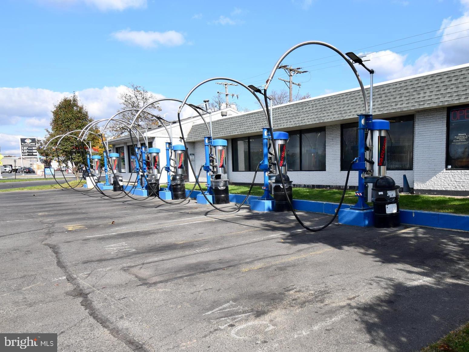 Real estate listing preview #10