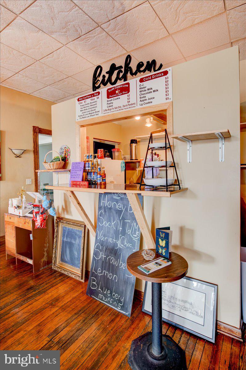 Real estate listing preview #7