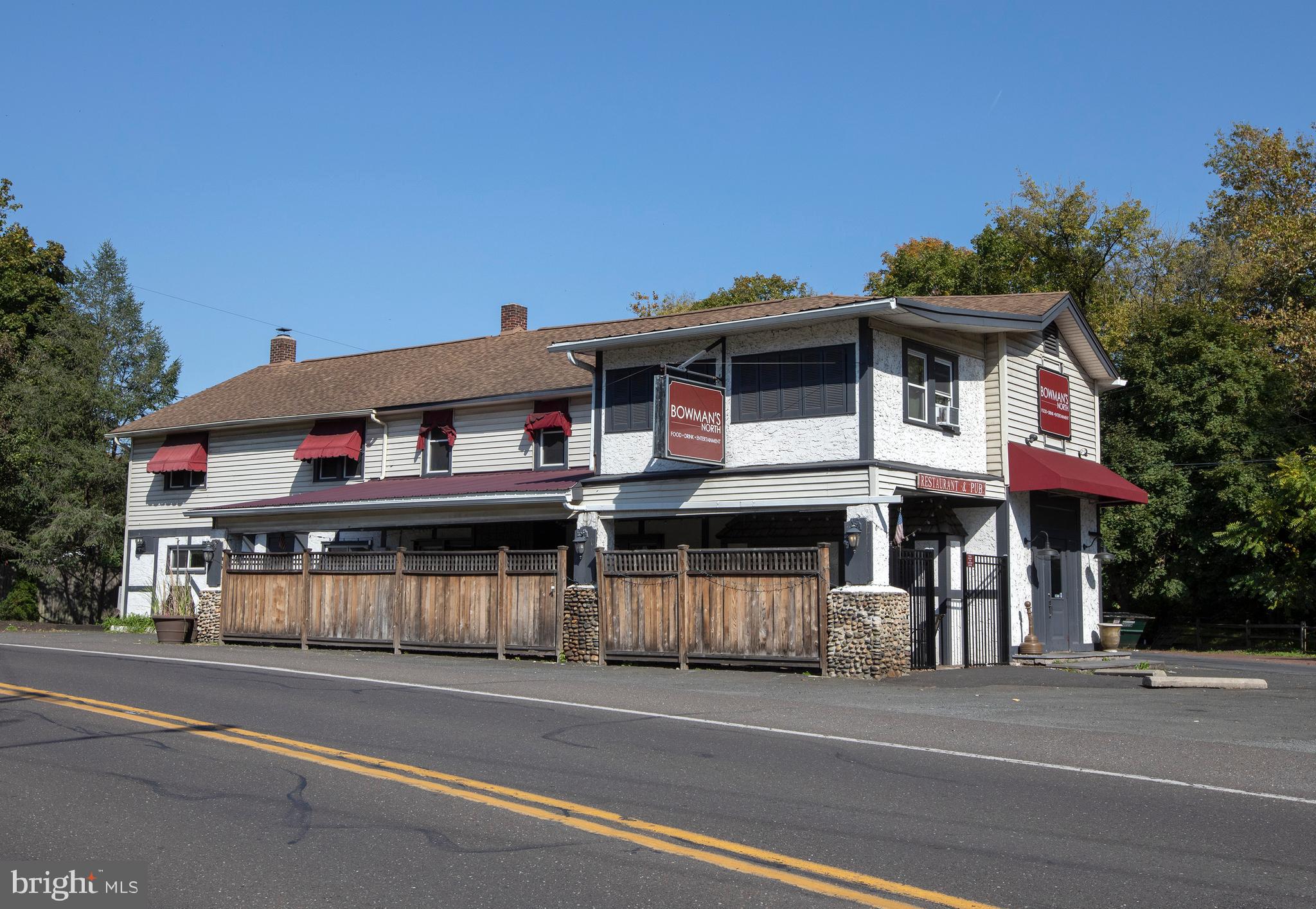 Real estate listing preview #2