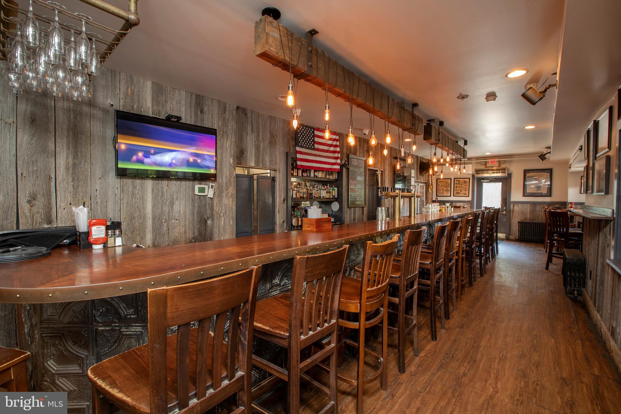 Real estate listing preview #4