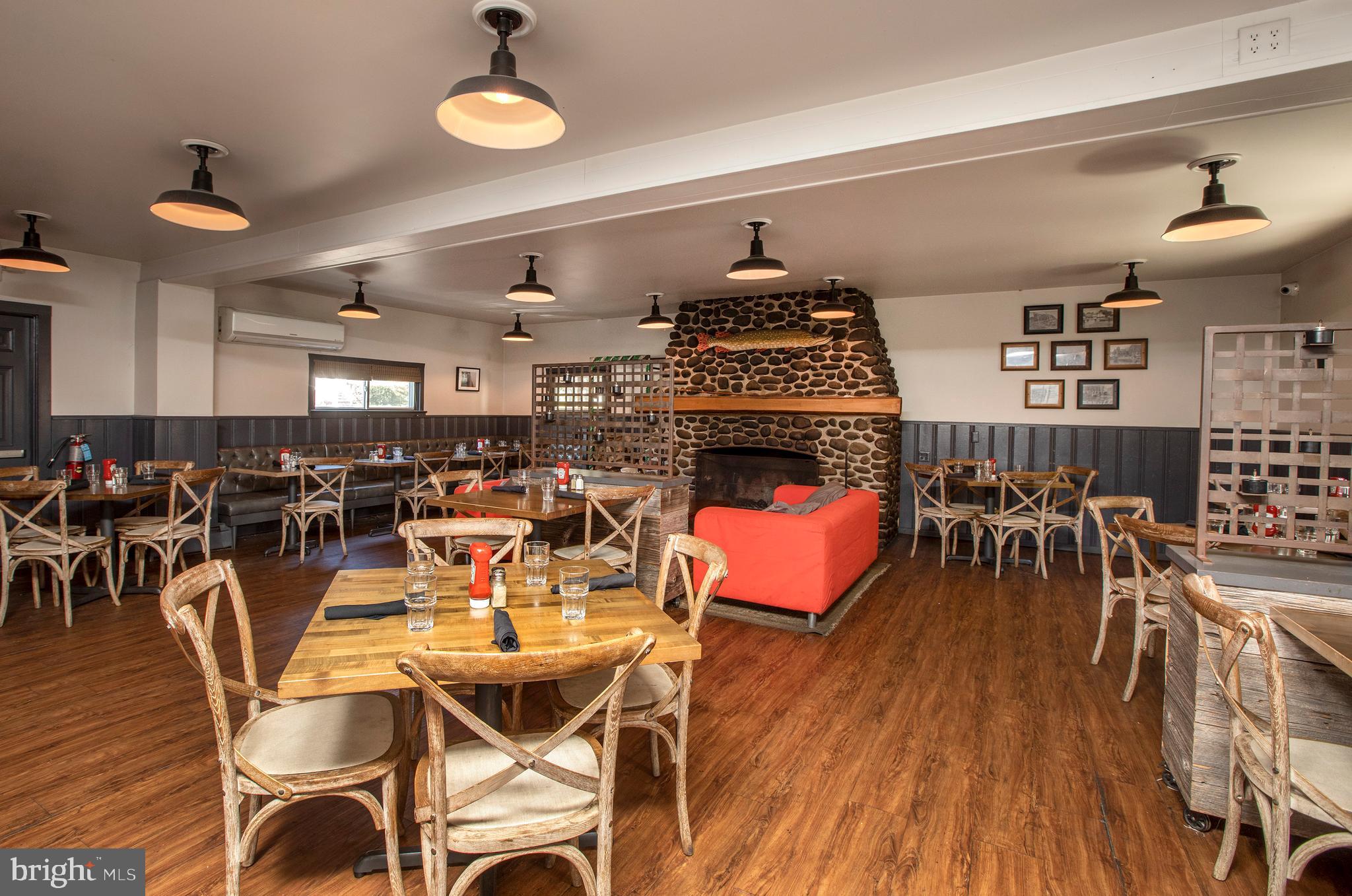 Real estate listing preview #10