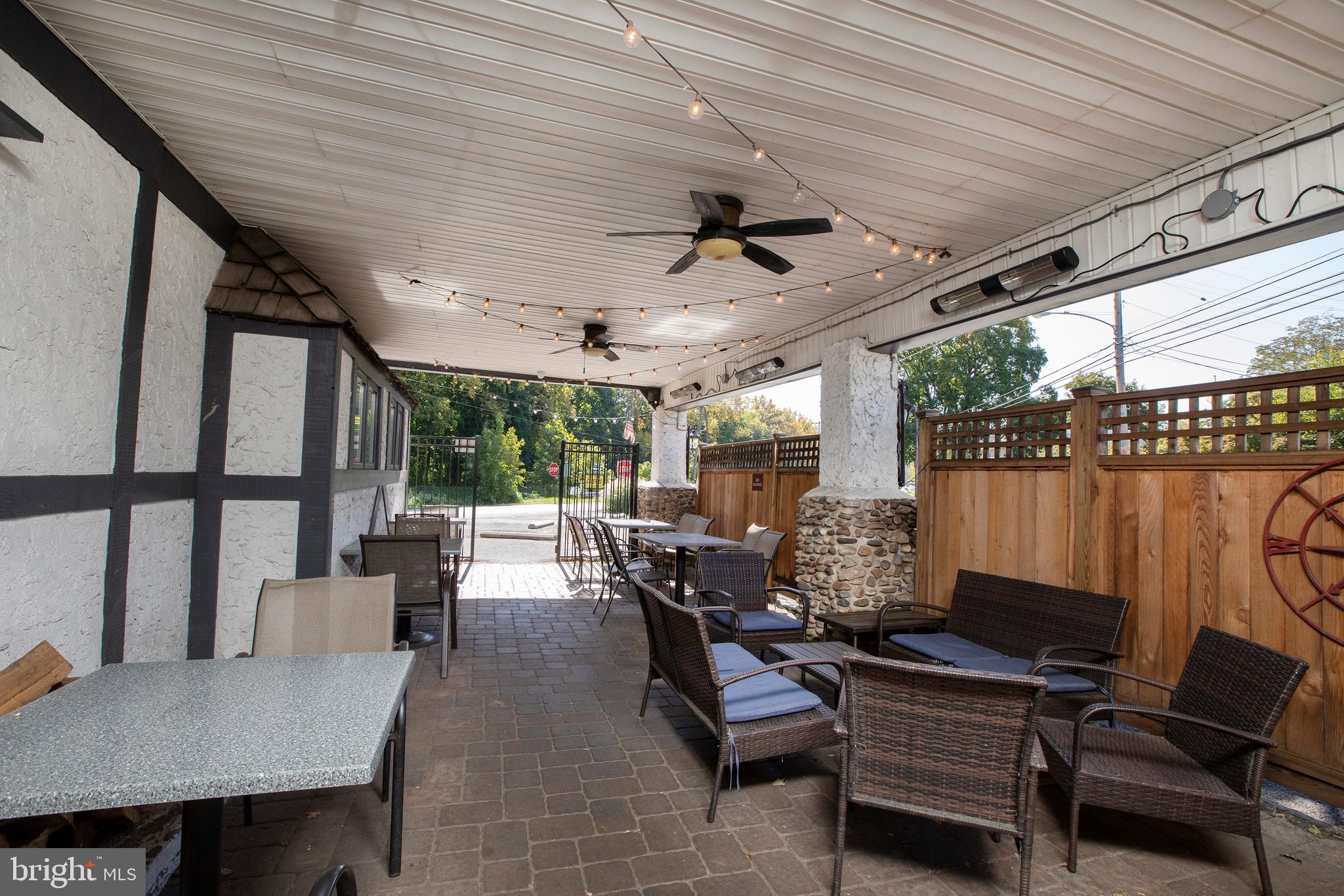 Real estate listing preview #15