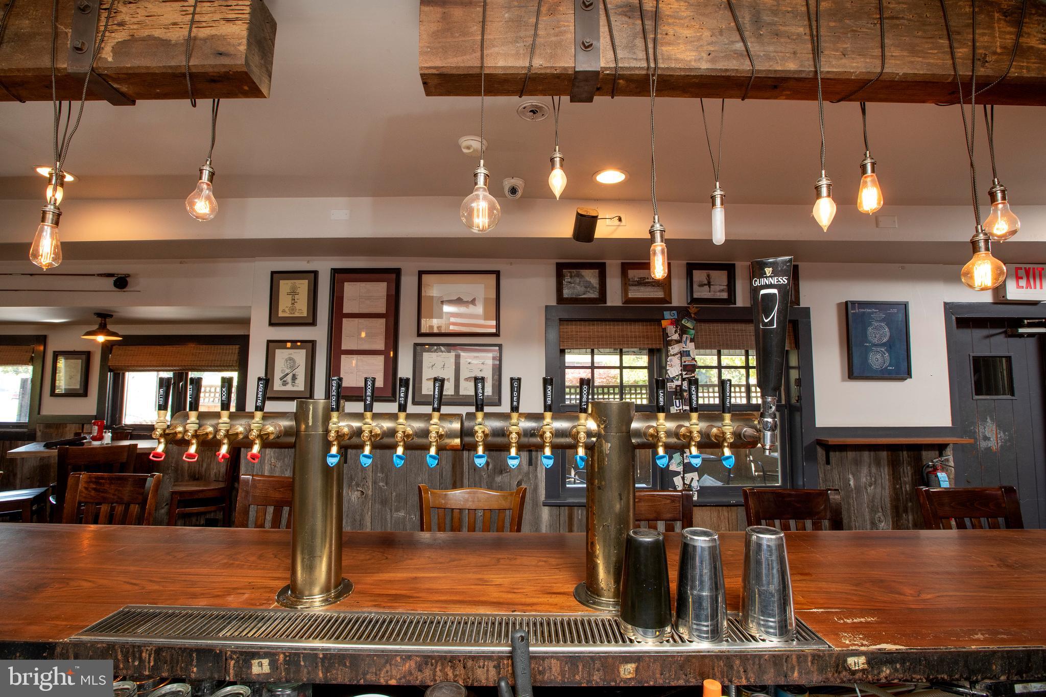 Real estate listing preview #6