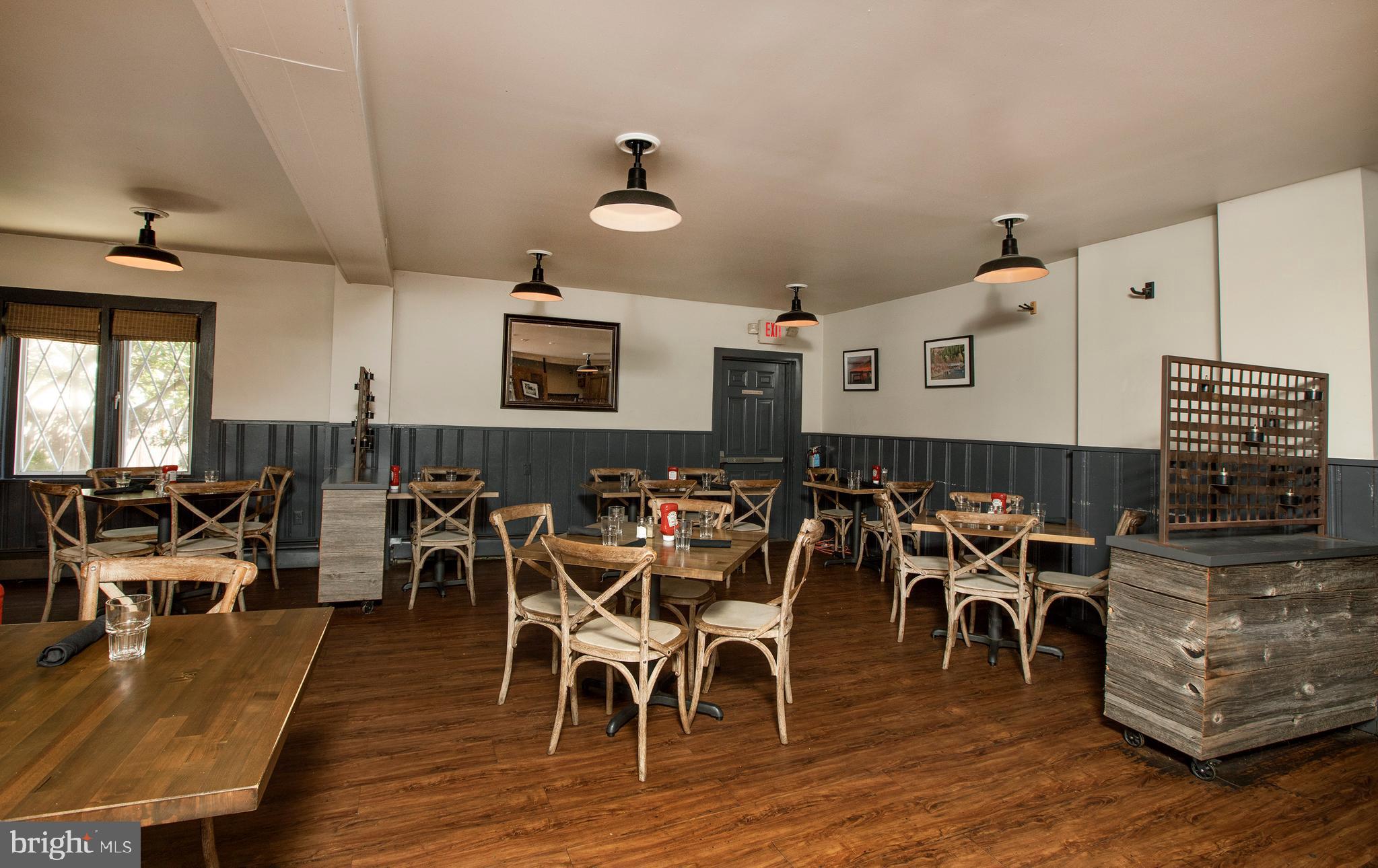 Real estate listing preview #11