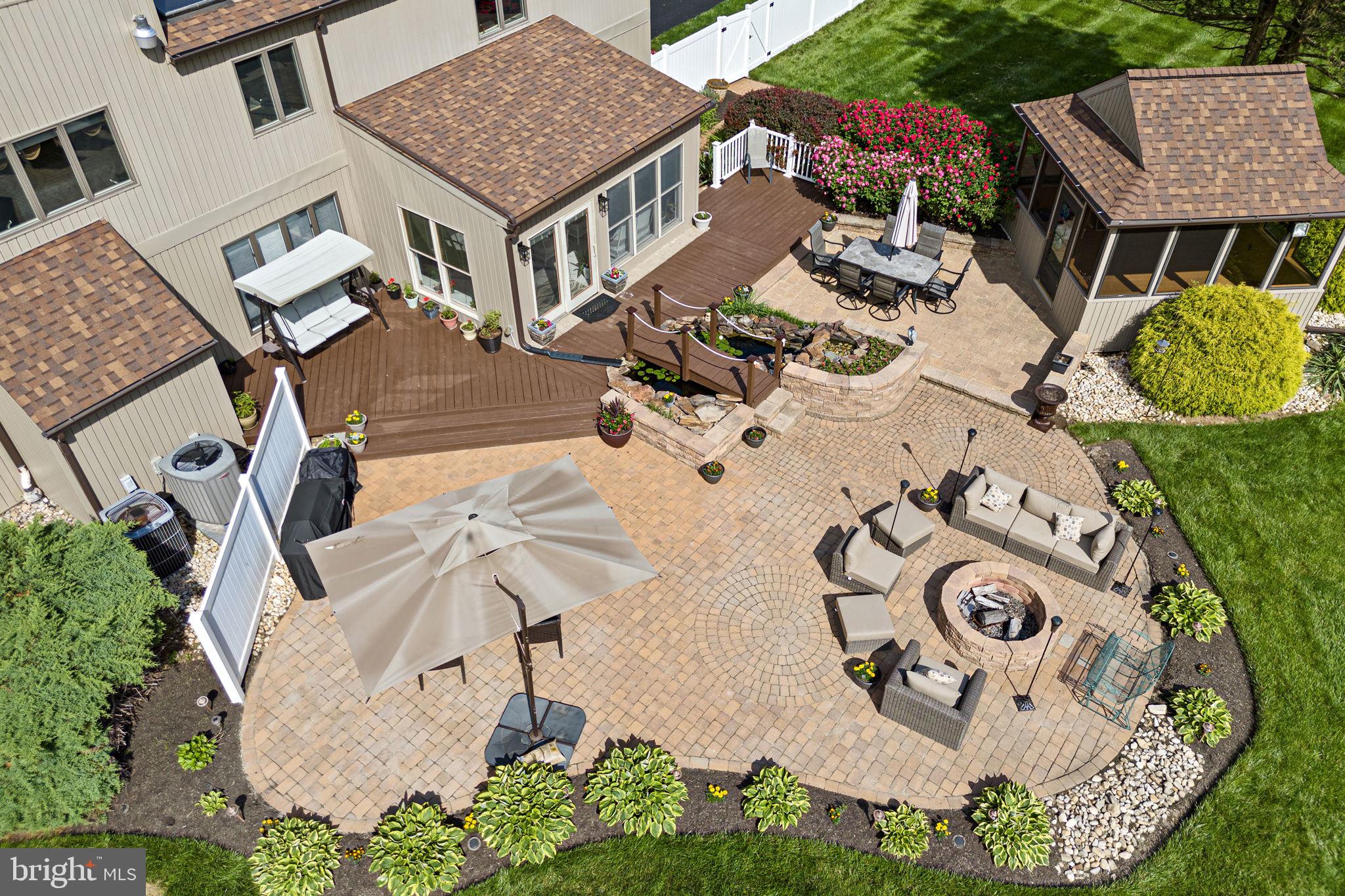 Real estate listing preview #6