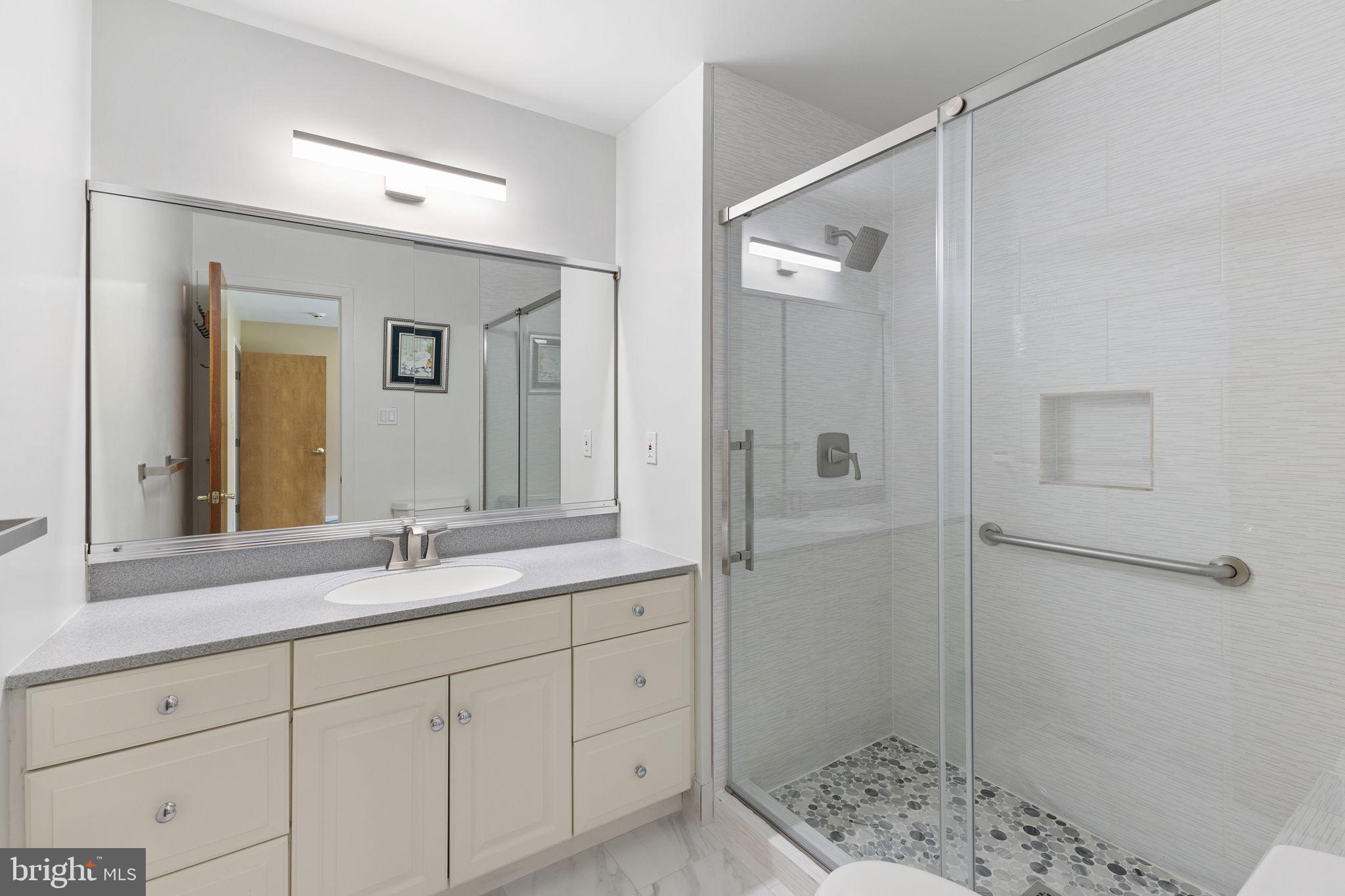 Real estate listing preview #36