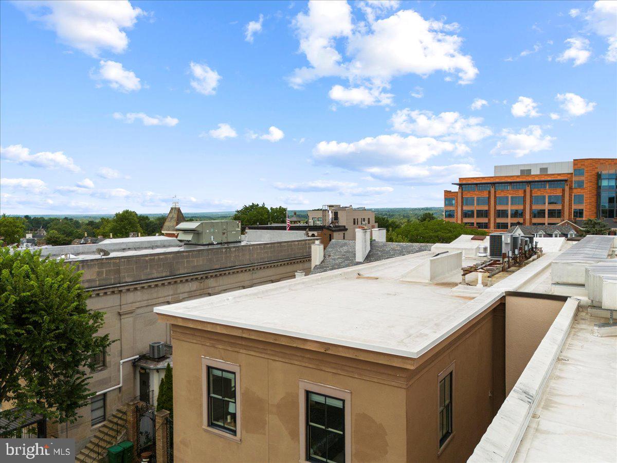 Real estate listing preview #43