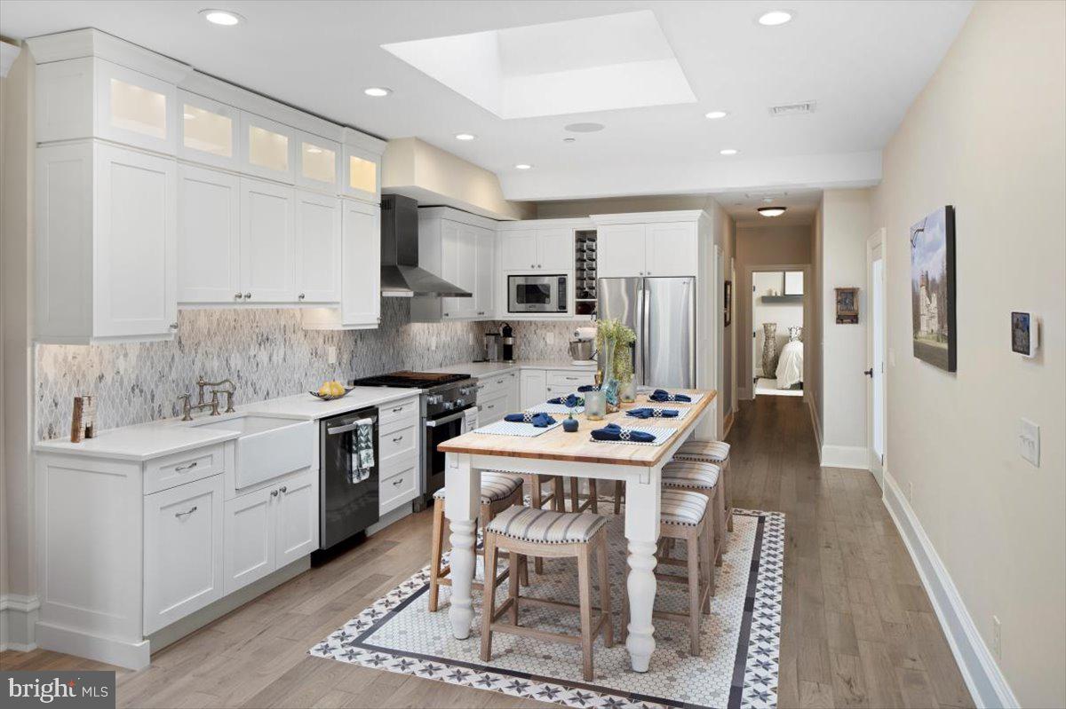 Real estate listing preview #10