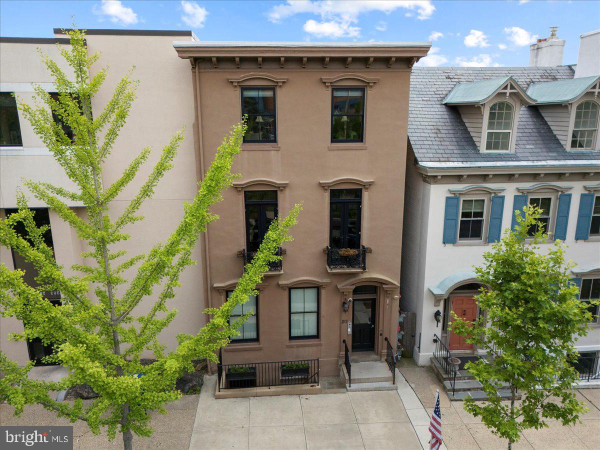 Real estate listing preview #5