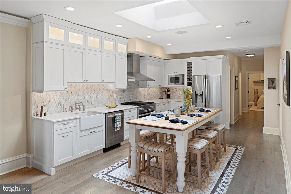 Real estate listing preview #9