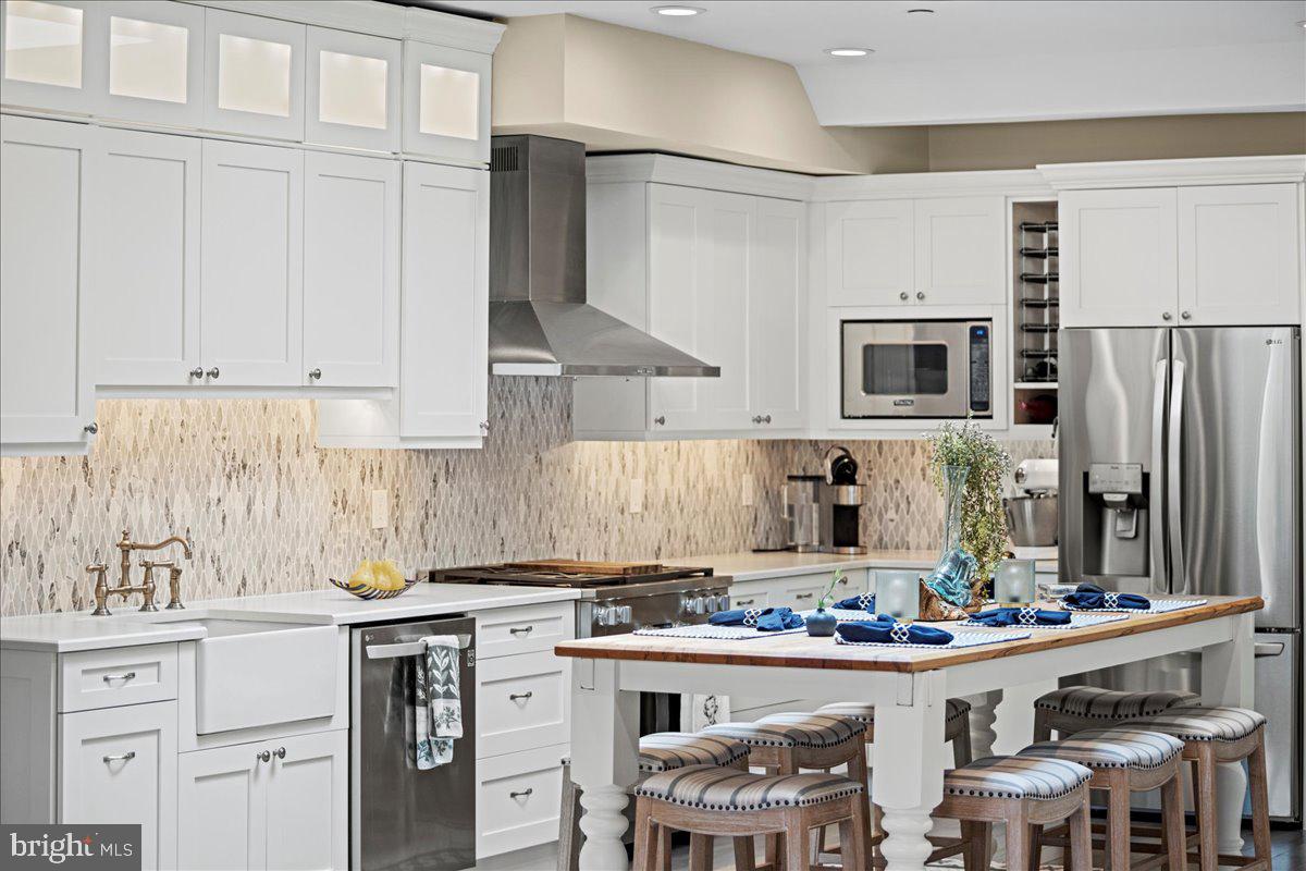 Real estate listing preview #11