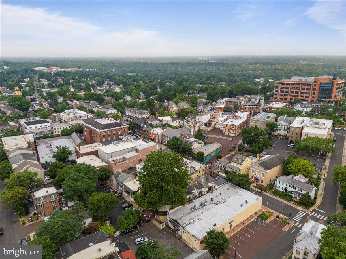 Real estate listing preview #49