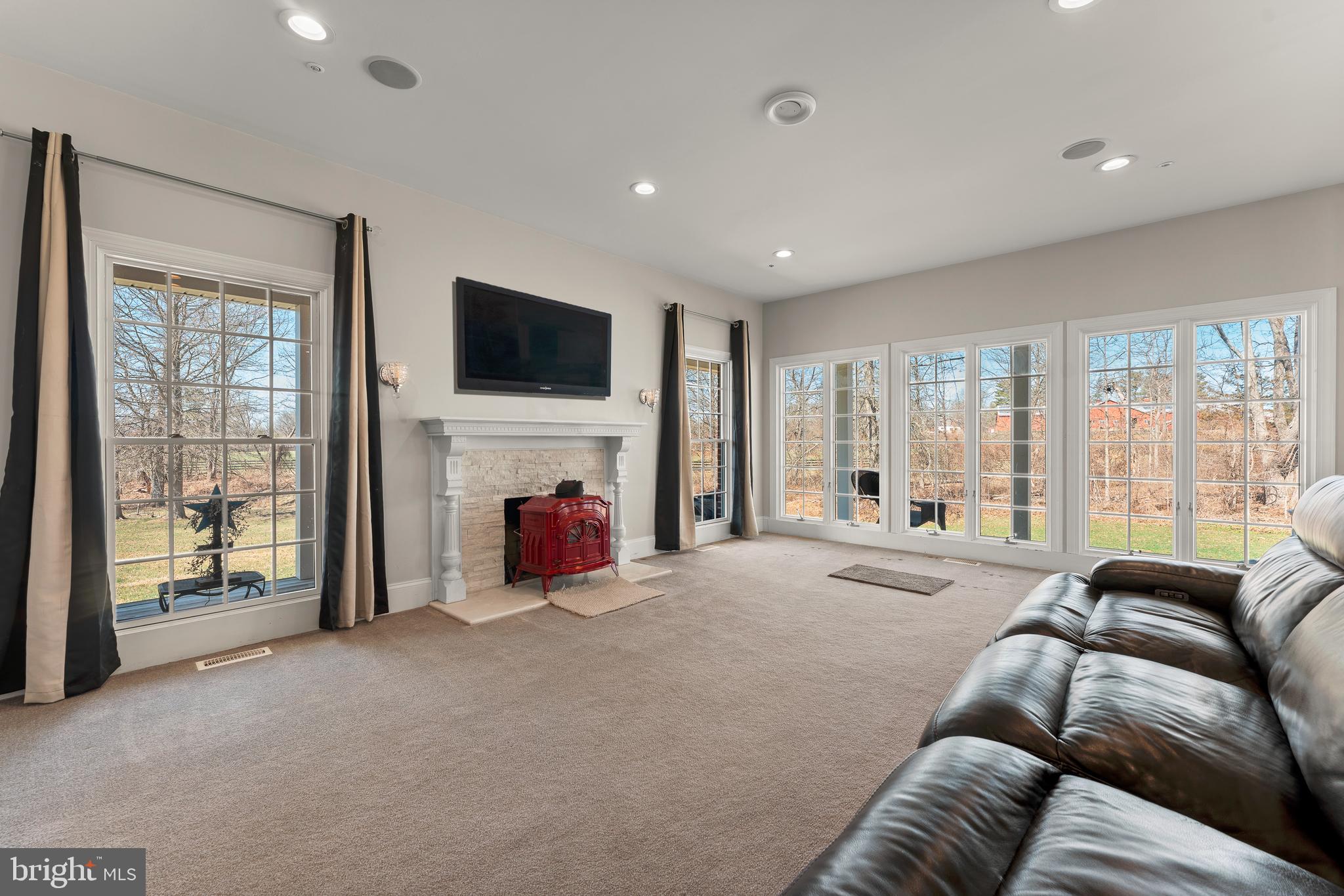 Real estate listing preview #21