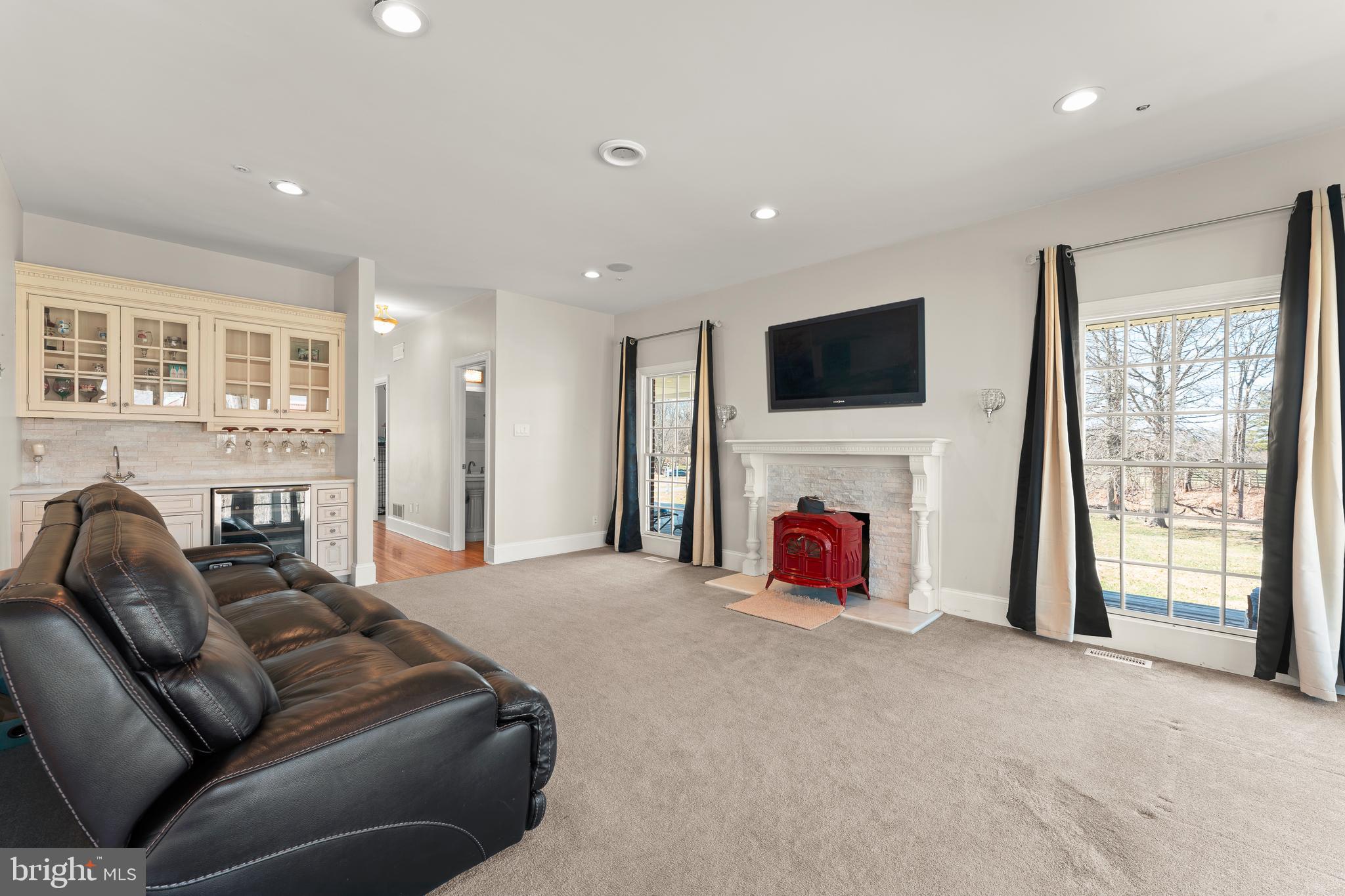 Real estate listing preview #22