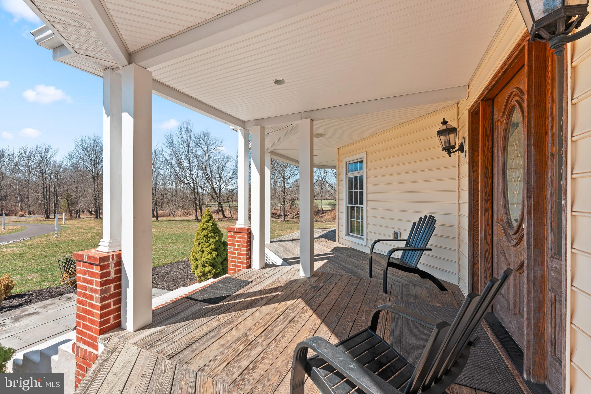 Real estate listing preview #8