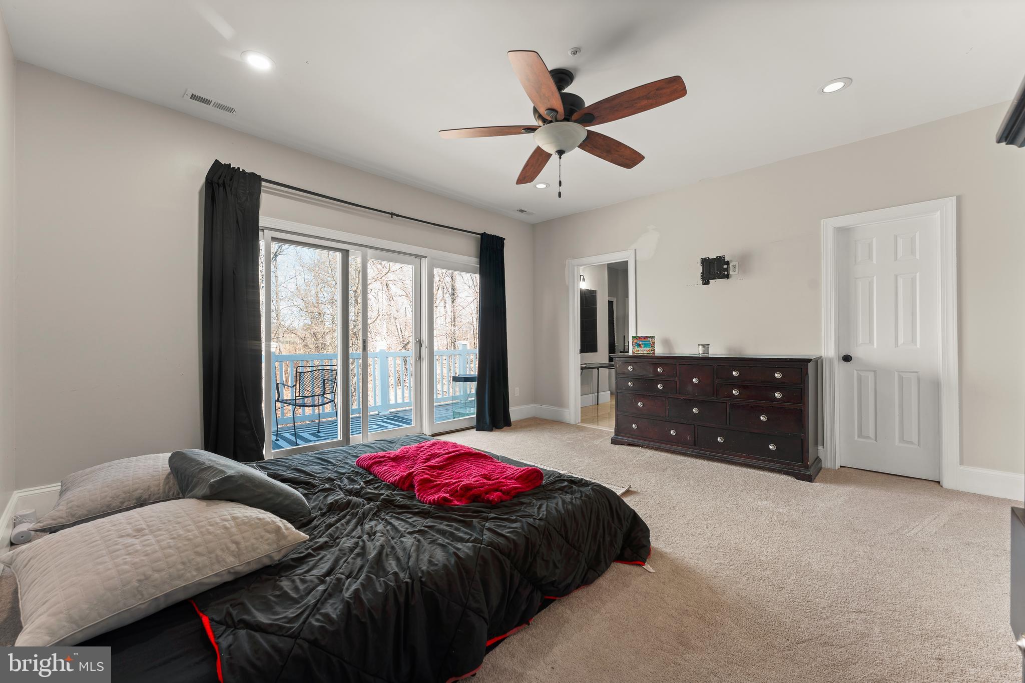 Real estate listing preview #34