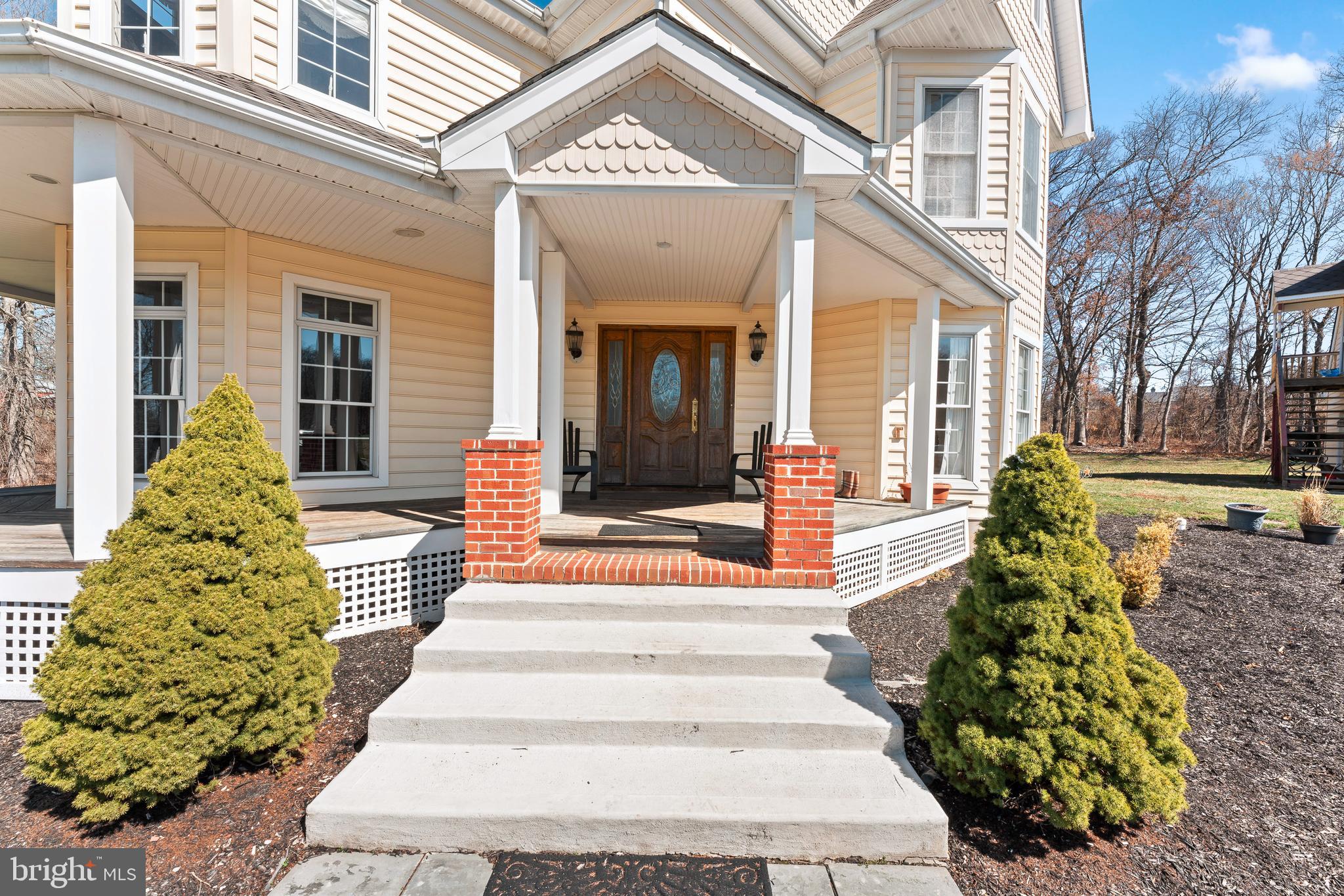 Real estate listing preview #7