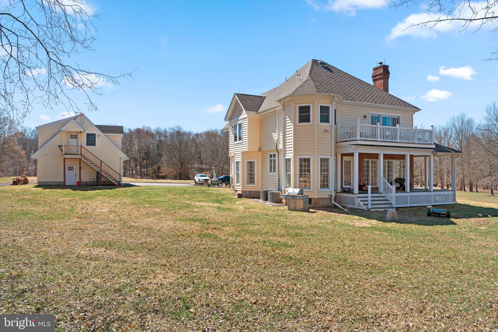 Real estate listing preview #5