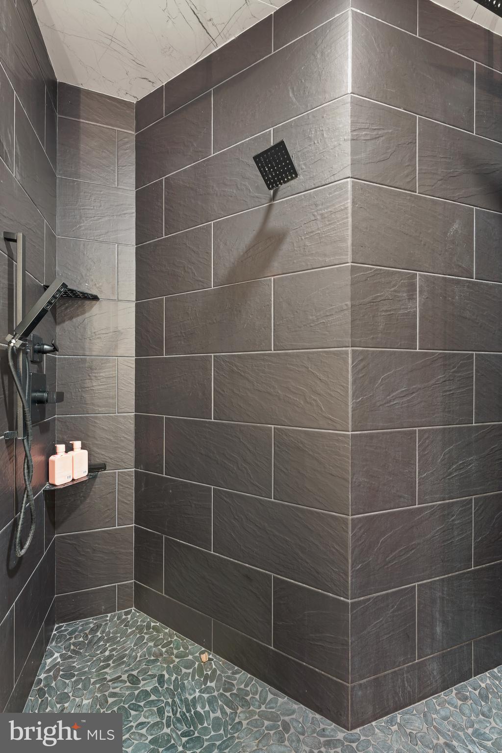 Real estate listing preview #39